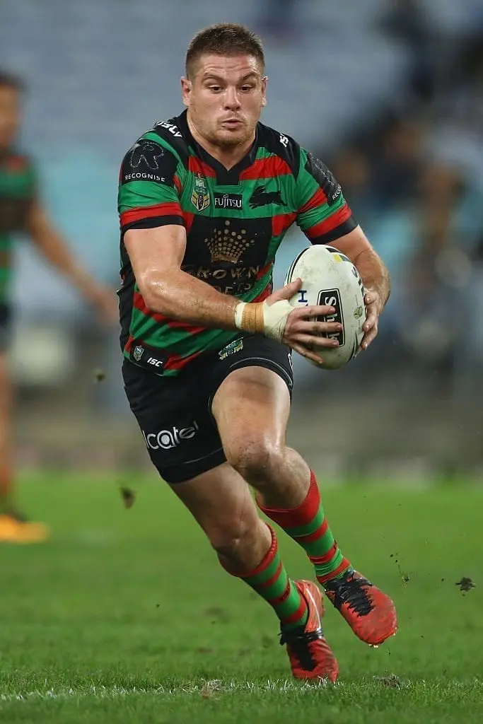 SYDNEY, AUSTRALIA - JUNE 17: Paul Carter of the Rabbitohs runs the ball during the round 15 NRL match between the South Sydney Rabbitohs and the Parramatta Eels at ANZ Stadium on June 17, 2016 in Sydney, Australia. (Photo by Mark Kolbe/Getty Images)