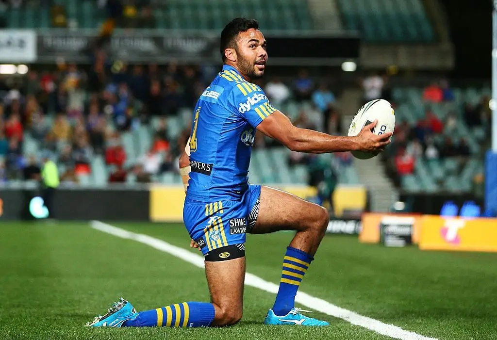 SYDNEY, AUSTRALIA - AUGUST 29: Bevan French of the Eels celebrates one of his tries during the round 25 NRL match between the Parramatta Eels and the St George Illawarra Dragons at Pirtek Stadium on August 29, 2016 in Sydney, Australia. (Photo by Mark Nolan/Getty Images)