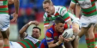 Knights re-sign Dylan Phythian