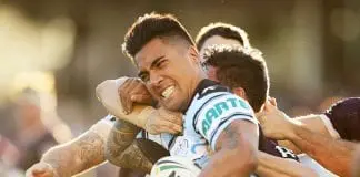 Feki re-signs with the Sharks