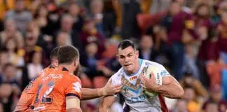 Morgan Boyle re-signs with Titans