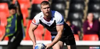 Lussick follows Hastings to Salford