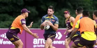 Gillett suffers training injury