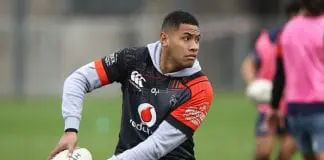 Warriors re-sign David Fusitu'a on monster deal
