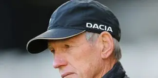 Bennett won't raid Broncos to strengthen Souths