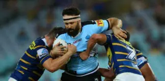 Aaron Woods suffers suspected broken foot