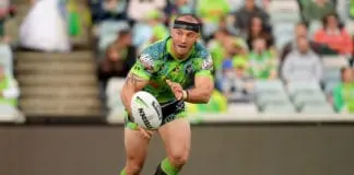 Hodgson hit for six with thumb injury