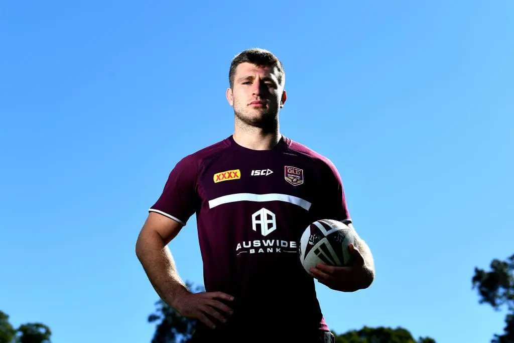 Grade-one tear not enough to stop Arrow