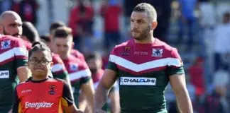 Farah announces retirement from representative football