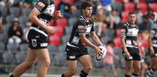 Sexton signs on with Titans
