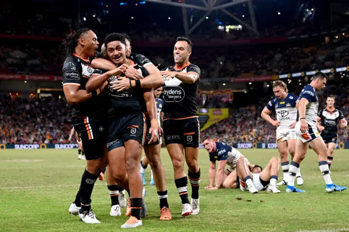 Dolphins confirm addition of Wests Tigers winger