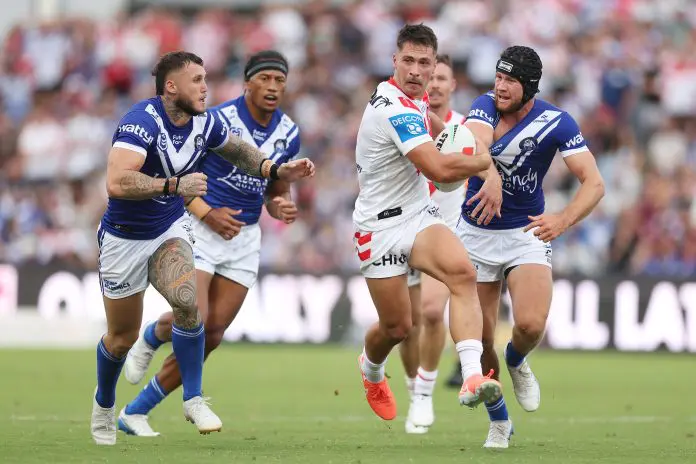 SYDNEY, AUSTRALIA - MARCH 08: Lachlan Ilias of the Dragons makes a break during the round one NRL match between St George Illawarra Dragons and Canterbury Bulldogs at Netstrata Jubilee Stadium, on March 08, 2025, in Sydney, Australia. (Photo by Mark Metcalfe/Getty Images)