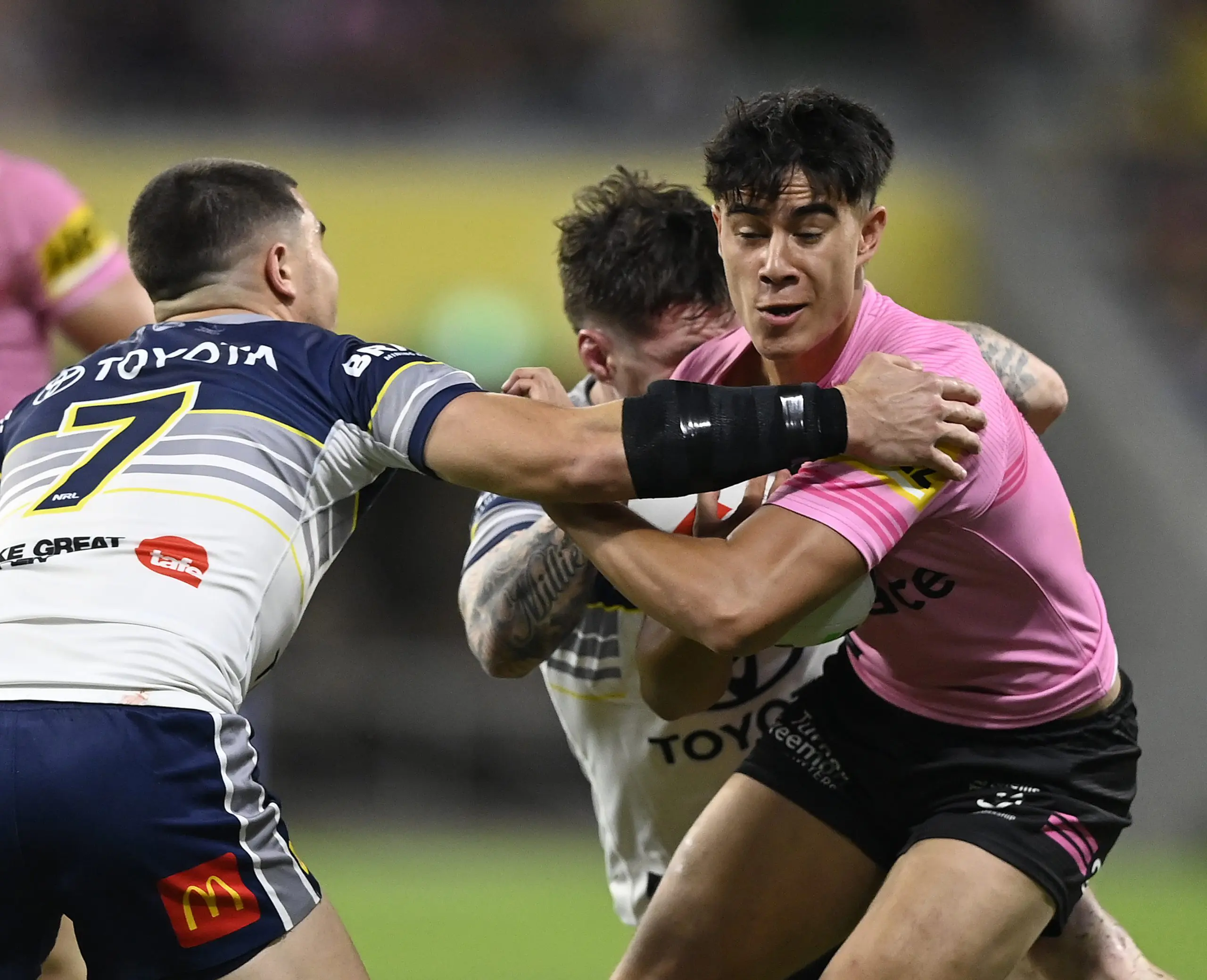 NRL Rd 10 – Cowboys v Panthers