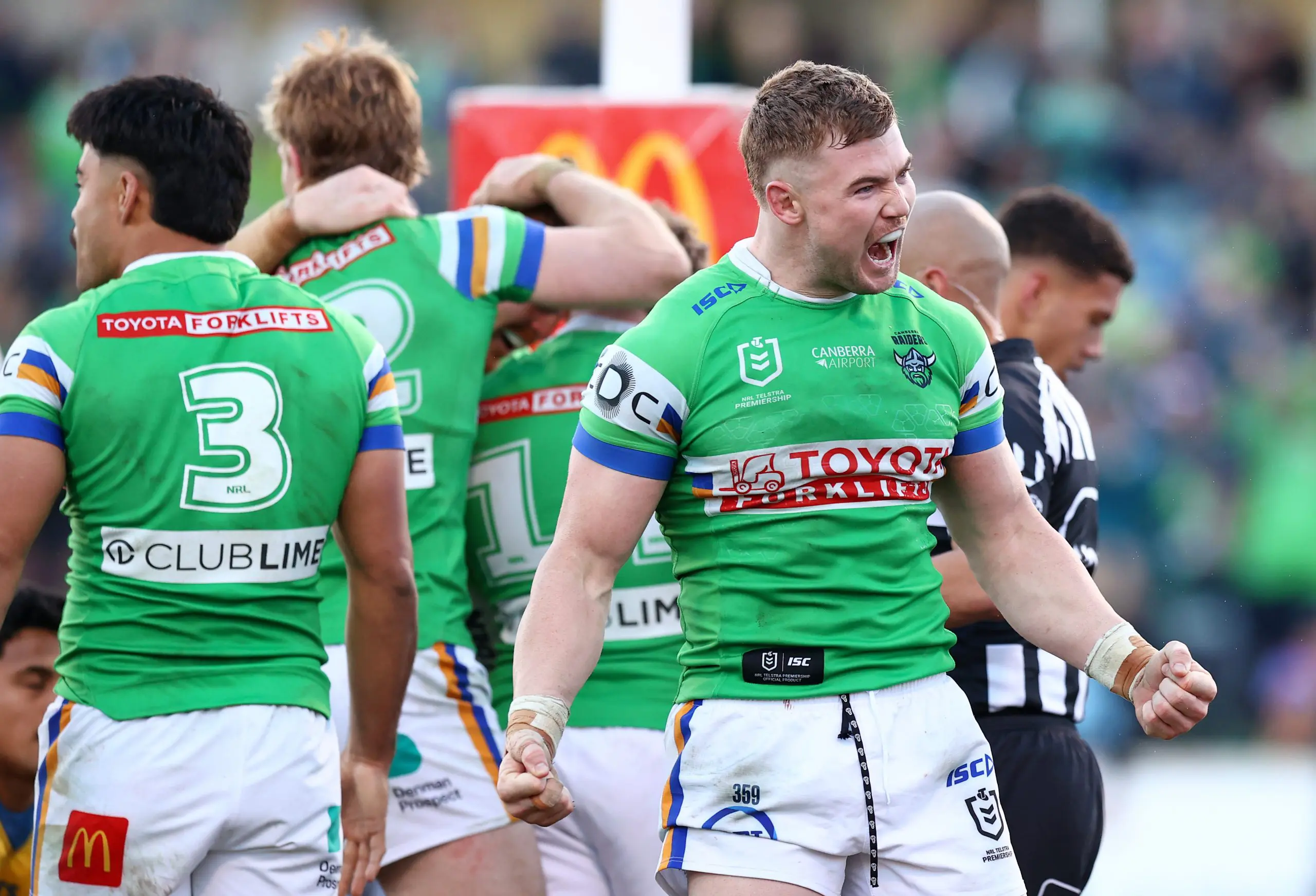 CANBERRA, AUSTRALIA - JULY 19: Hudson Young of the Raiders celebrates a try by Owen Pattie during the round 20 NRL match between Canberra Raiders and Parramatta Eels at GIO Stadium, on July 19, 2025, in Canberra, Australia. (Photo by Mark Nolan/Getty Images)
