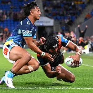 NRL Rd 27 – Titans v Wests Tigers