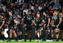 BRISBANE, AUSTRALIA - JUNE 06: The Broncos players are seen after the Titans score a try during the round 14 NRL match between Brisbane Broncos and Gold Coast Titans at Suncorp Stadium, on June 06, 2026, in Brisbane, Australia. (Photo by Bradley Kanaris/Getty Images)
