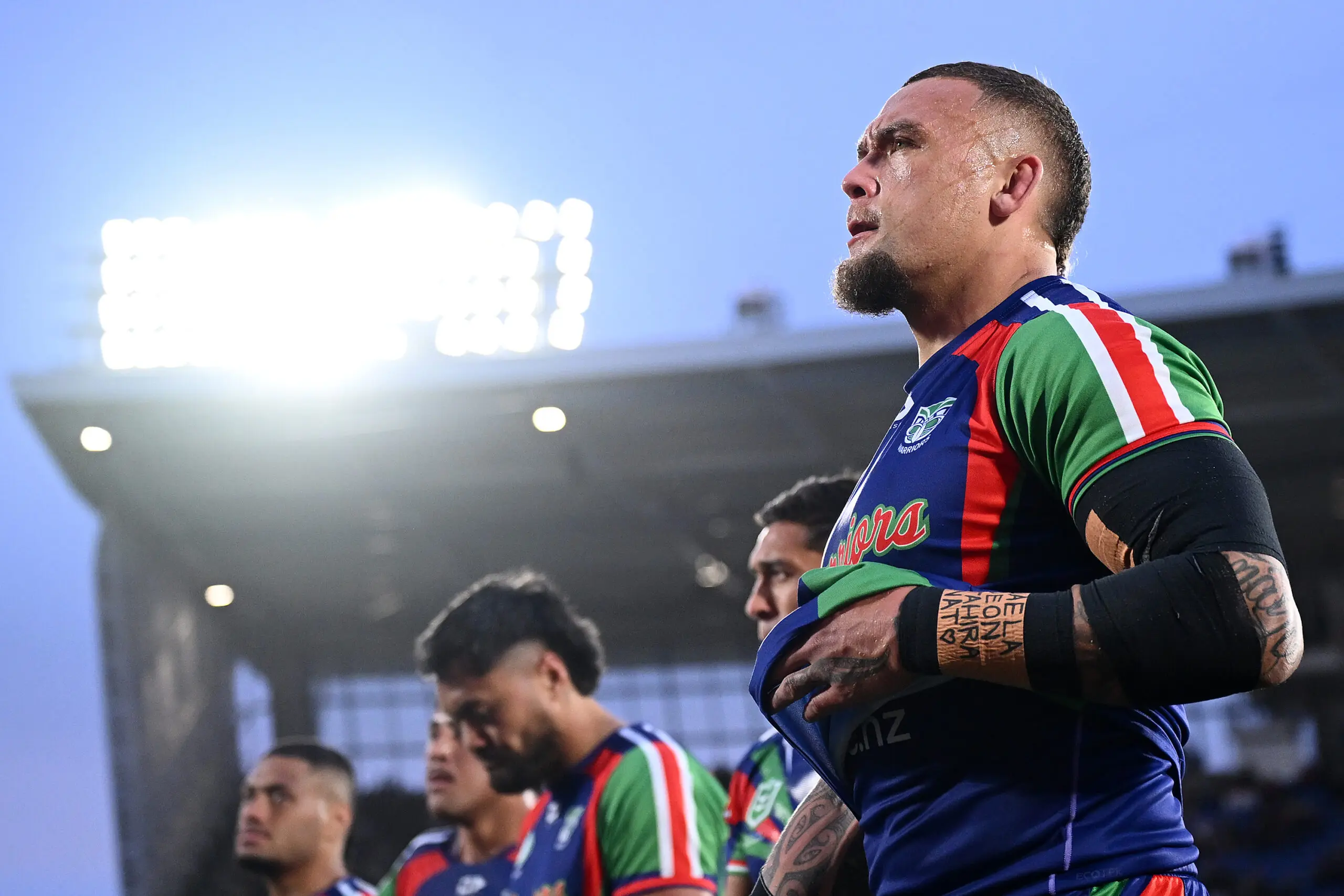 AUCKLAND, NEW ZEALAND - SEPTEMBER 12: James Fisher-Harris of the Warriors warms up before the NRL Qualifying Final match between the New Zealand Warriors and Dolphins at Go Media Stadium on September 12, 2026, in Auckland, New Zealand. (Photo by Hannah Peters/Getty Images)