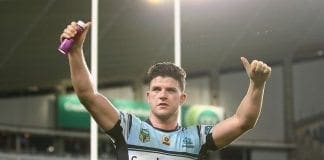 Chad Townsend re-signs with Sharks