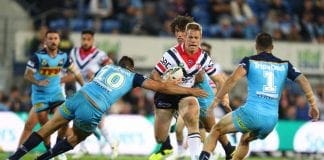 Collins re-signs with Sydney
