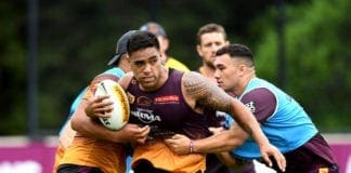 Ofahengaue commits to Brisbane