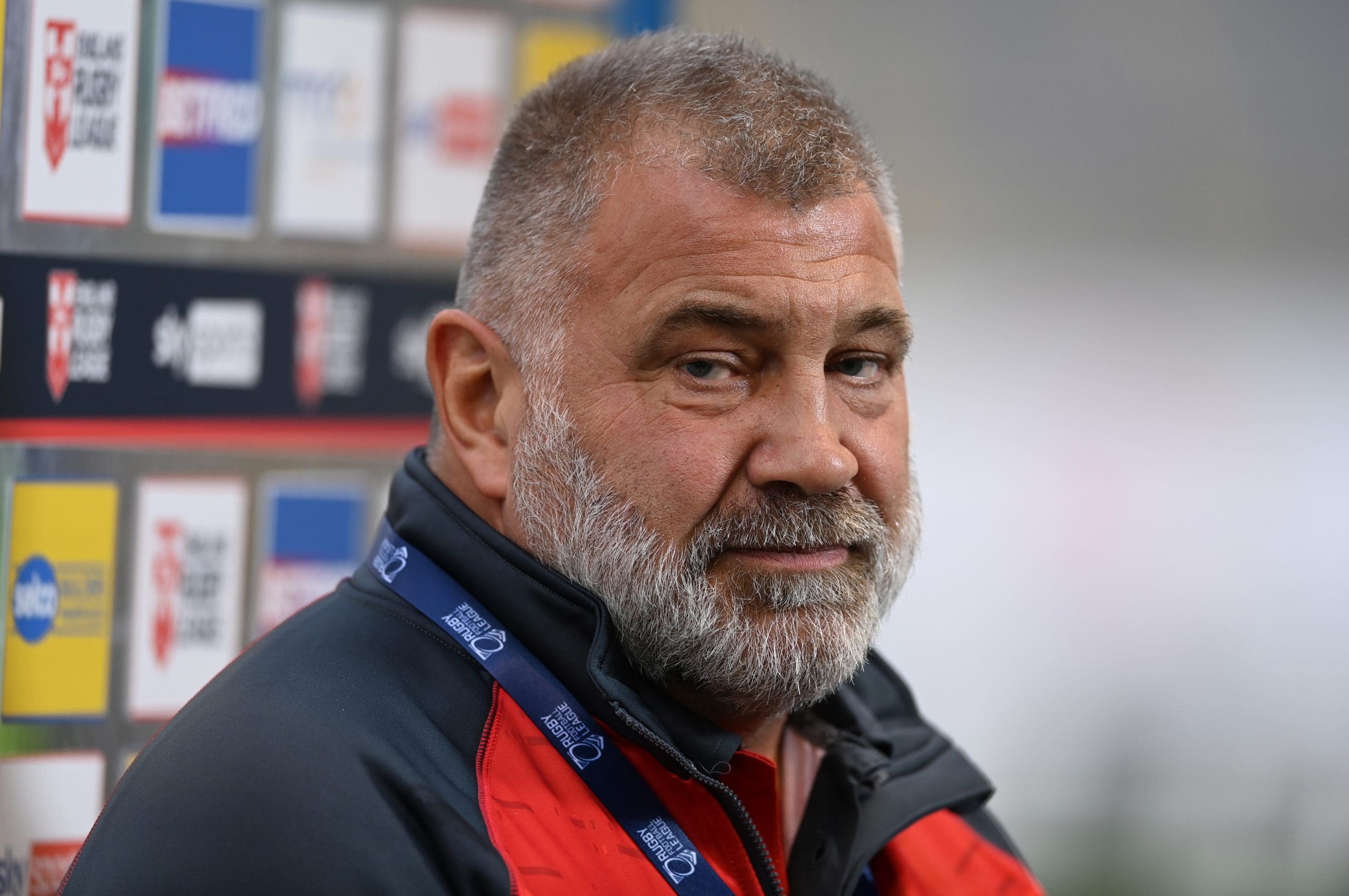 Coach resignation leaves England scrambling ahead of World Cup