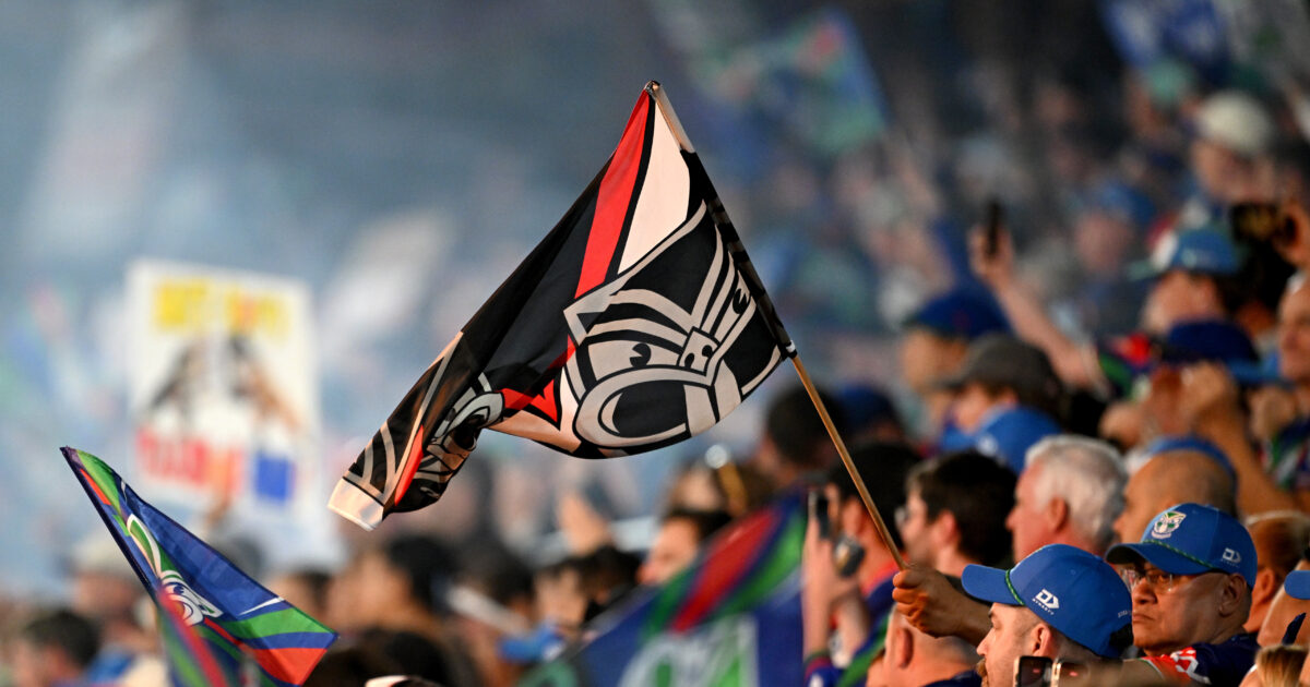 A code crossing the ditch: League surges as Union slips